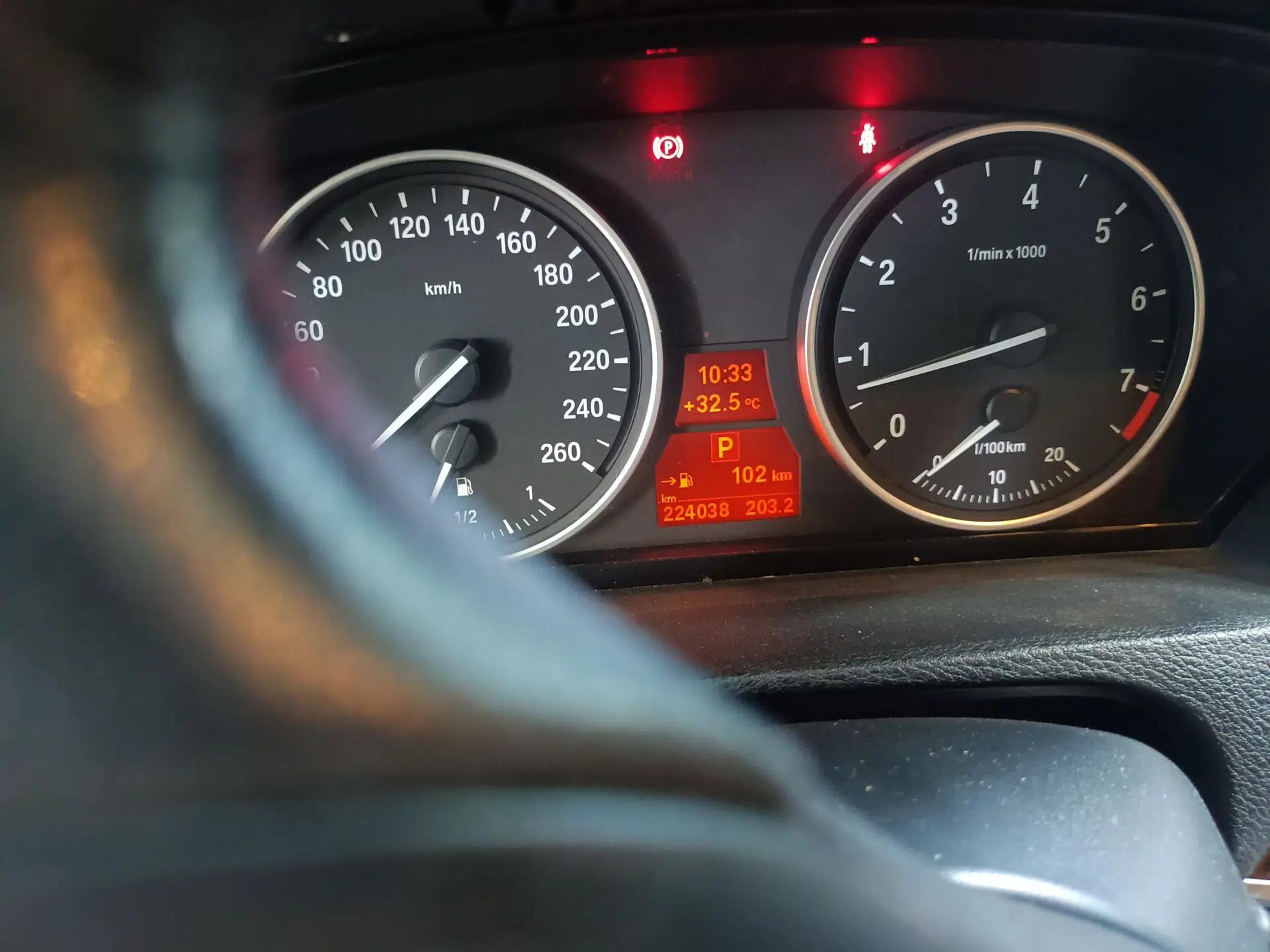 BMW X5 2009 xDrive30i Leading Model — миниатюра 12