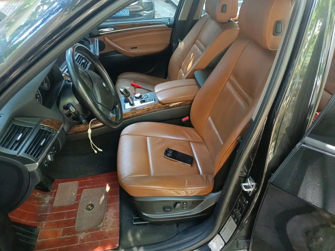 BMW X5 2009 xDrive30i Leading Model — миниатюра 15