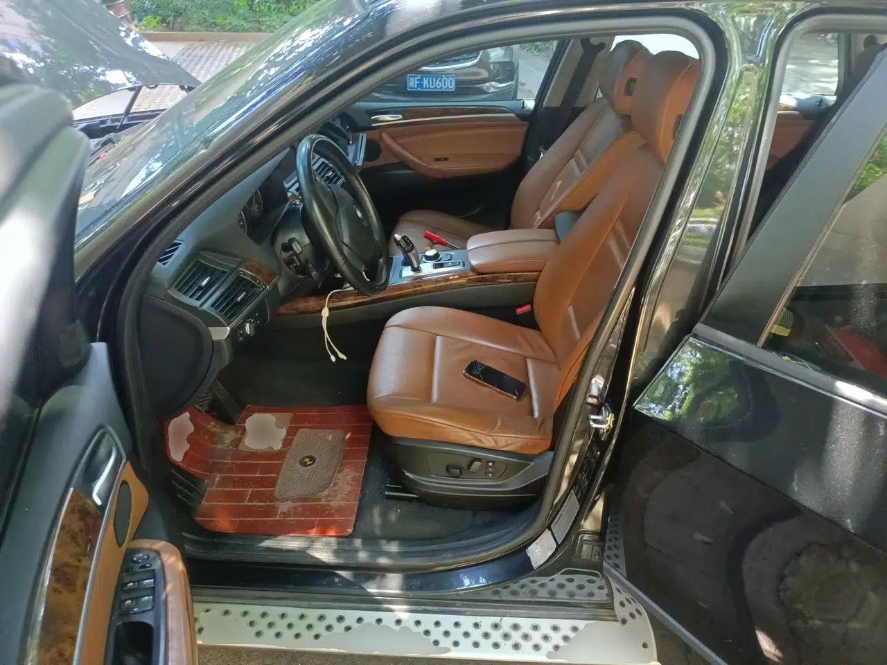 BMW X5 2009 xDrive30i Leading Model — миниатюра 16