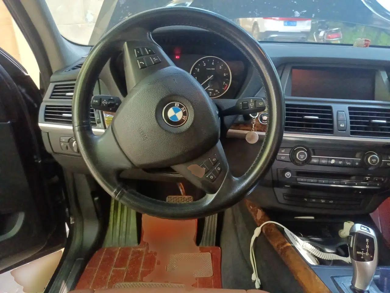 BMW X5 2009 xDrive30i Leading Model — миниатюра 10