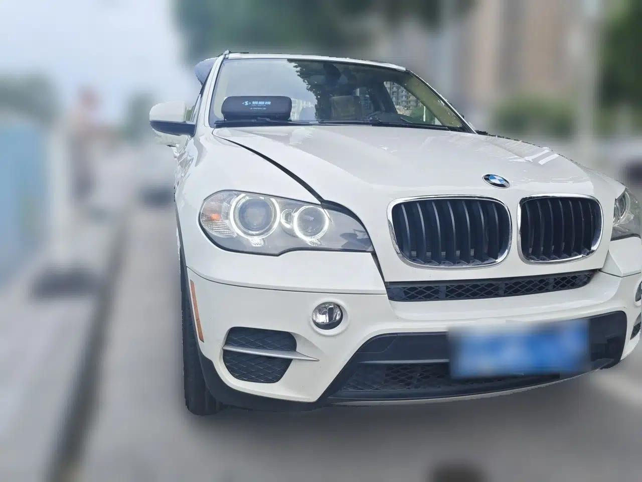 BMW X5 2012 xDrive35i US specification — миниатюра 3