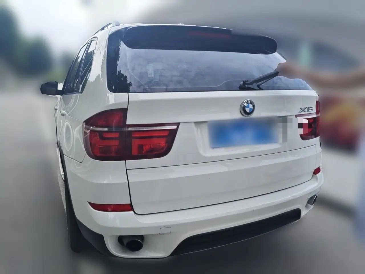 BMW X5 2012 xDrive35i US specification — миниатюра 4