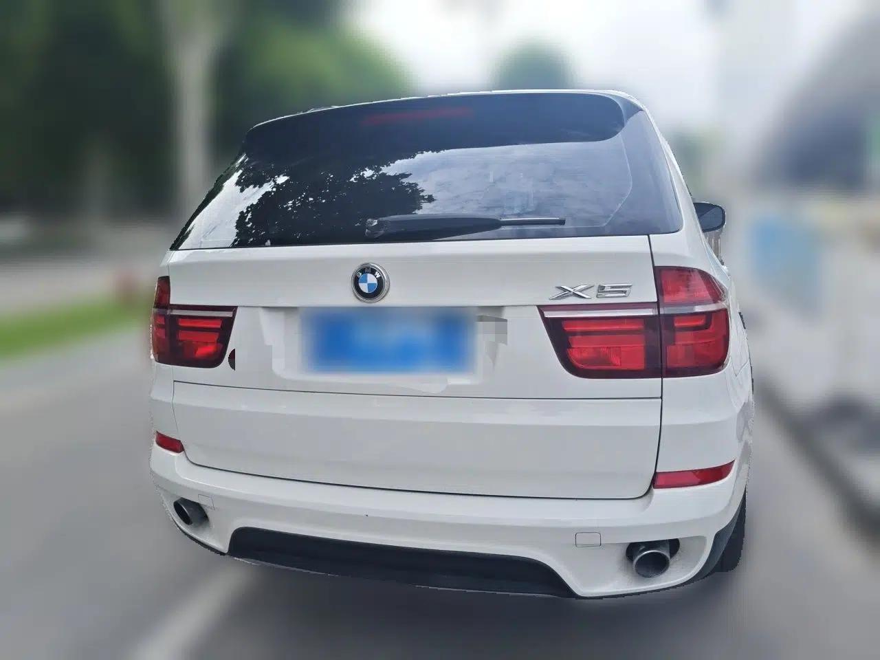 BMW X5 2012 xDrive35i US specification — миниатюра 5