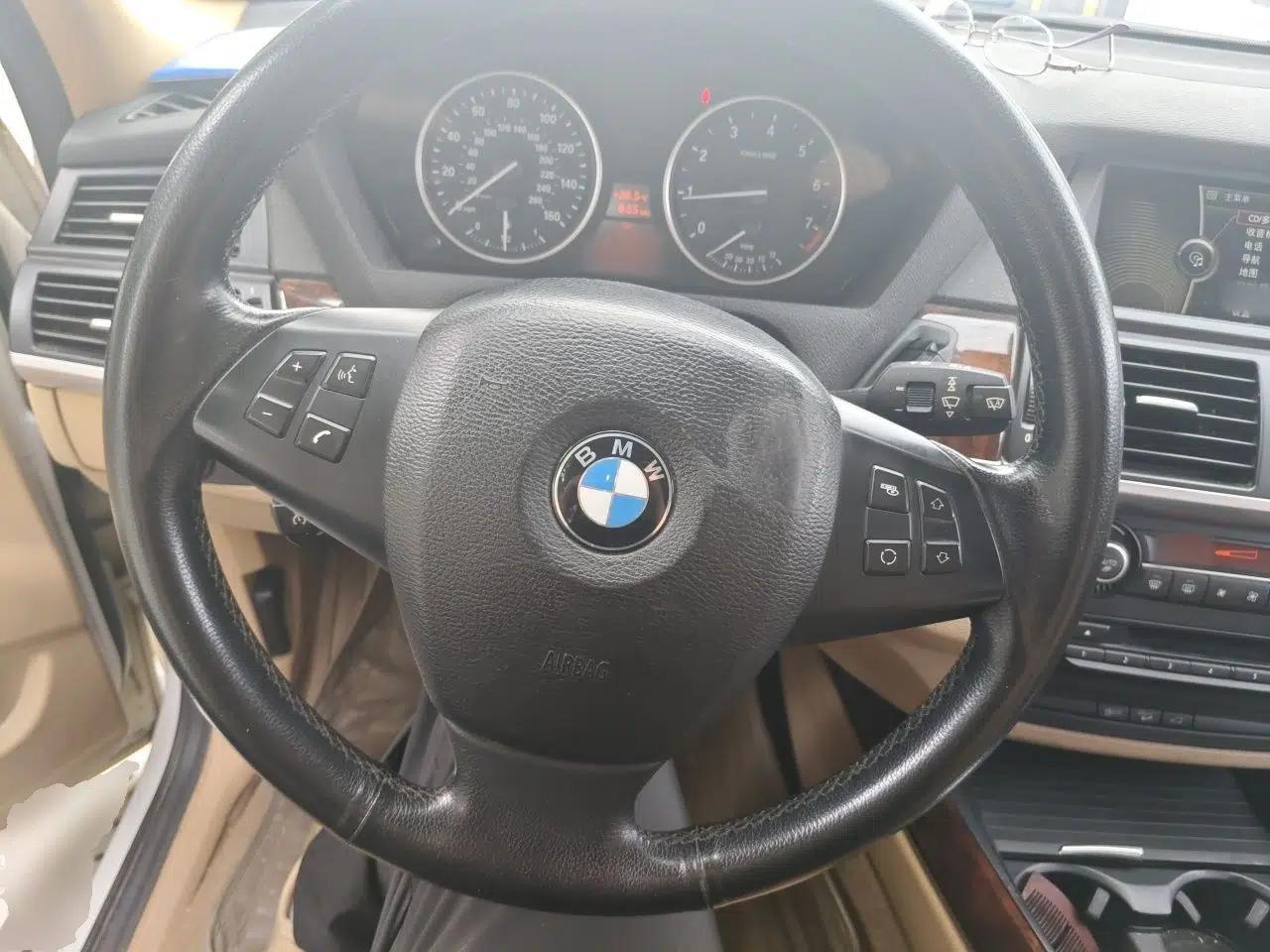 BMW X5 2012 xDrive35i US specification — миниатюра 10