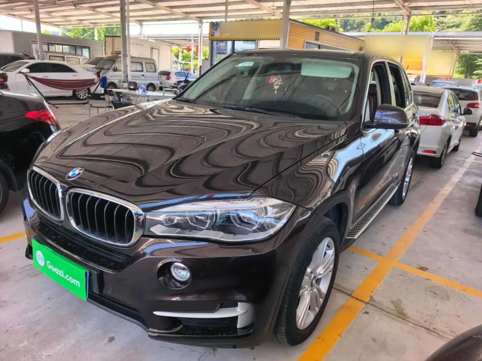 BMW X5 2014 xDrive35i U.S. specification — миниатюра 1
