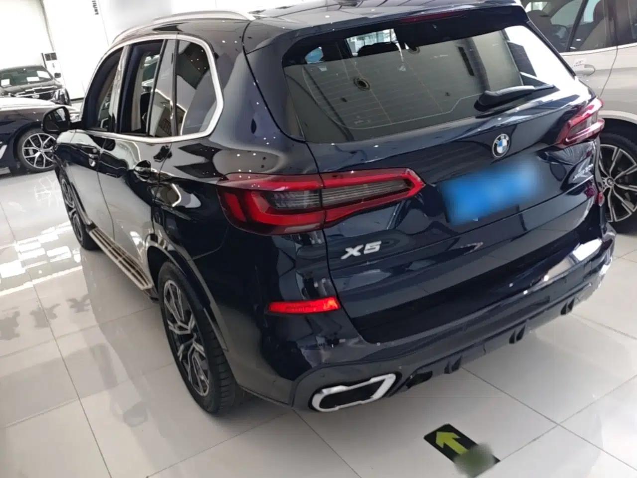 BMW X5 2022 xDrive30i M Sport Package — миниатюра 13