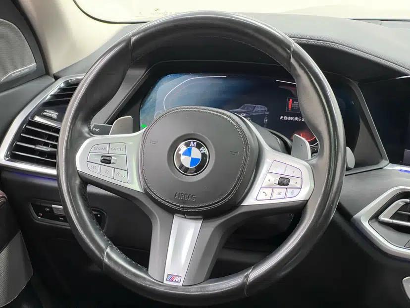 BMW X5 2022 Restyled xDrive 30Li Luxury Version M Sport Package — миниатюра 13