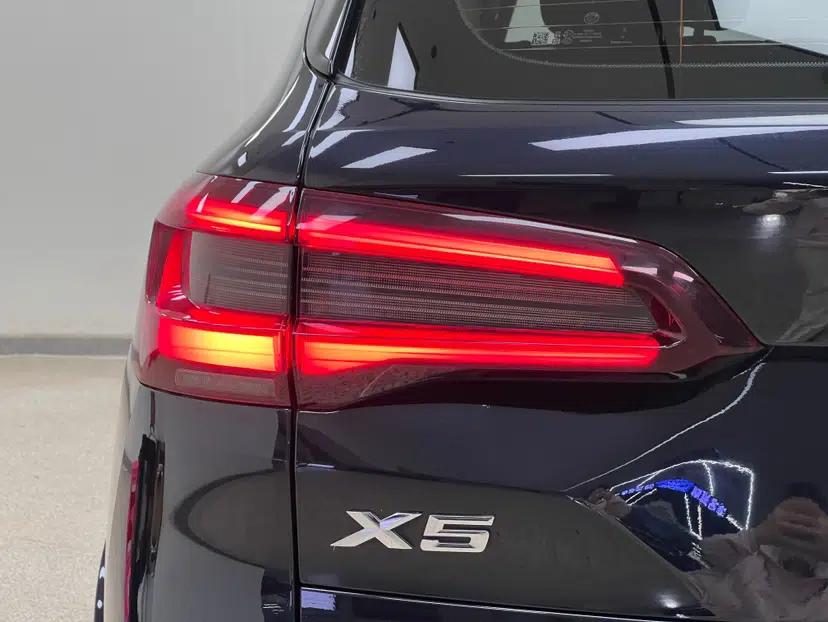 BMW X5 2022 Restyled xDrive 30Li Luxury Version M Sport Package — миниатюра 4