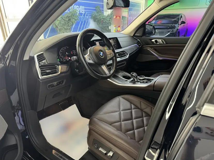 BMW X5 2022 Restyled xDrive 30Li Luxury Version M Sport Package — миниатюра 9
