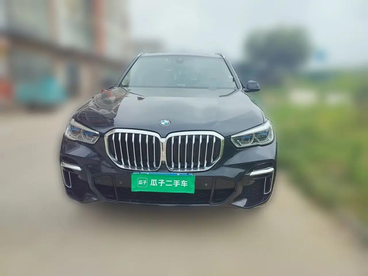 BMW X5 2022 Restyled xDrive 30Li Luxury Version M Sport Package — миниатюра 2