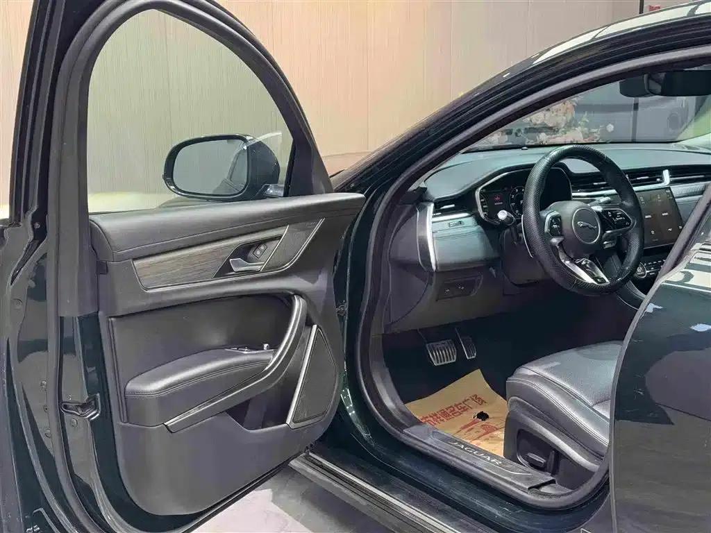 2021 Jaguar XFL 2.0T P200 2WD Elite Luxury Edition — миниатюра 4