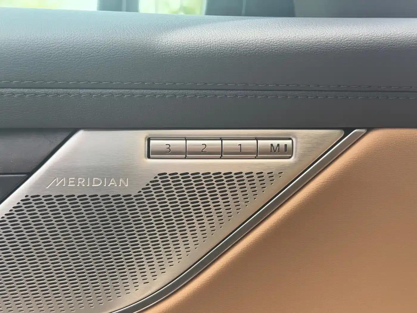 Jaguar XFL 2025 2.0T P250 2WD Luxury Edition — миниатюра 13