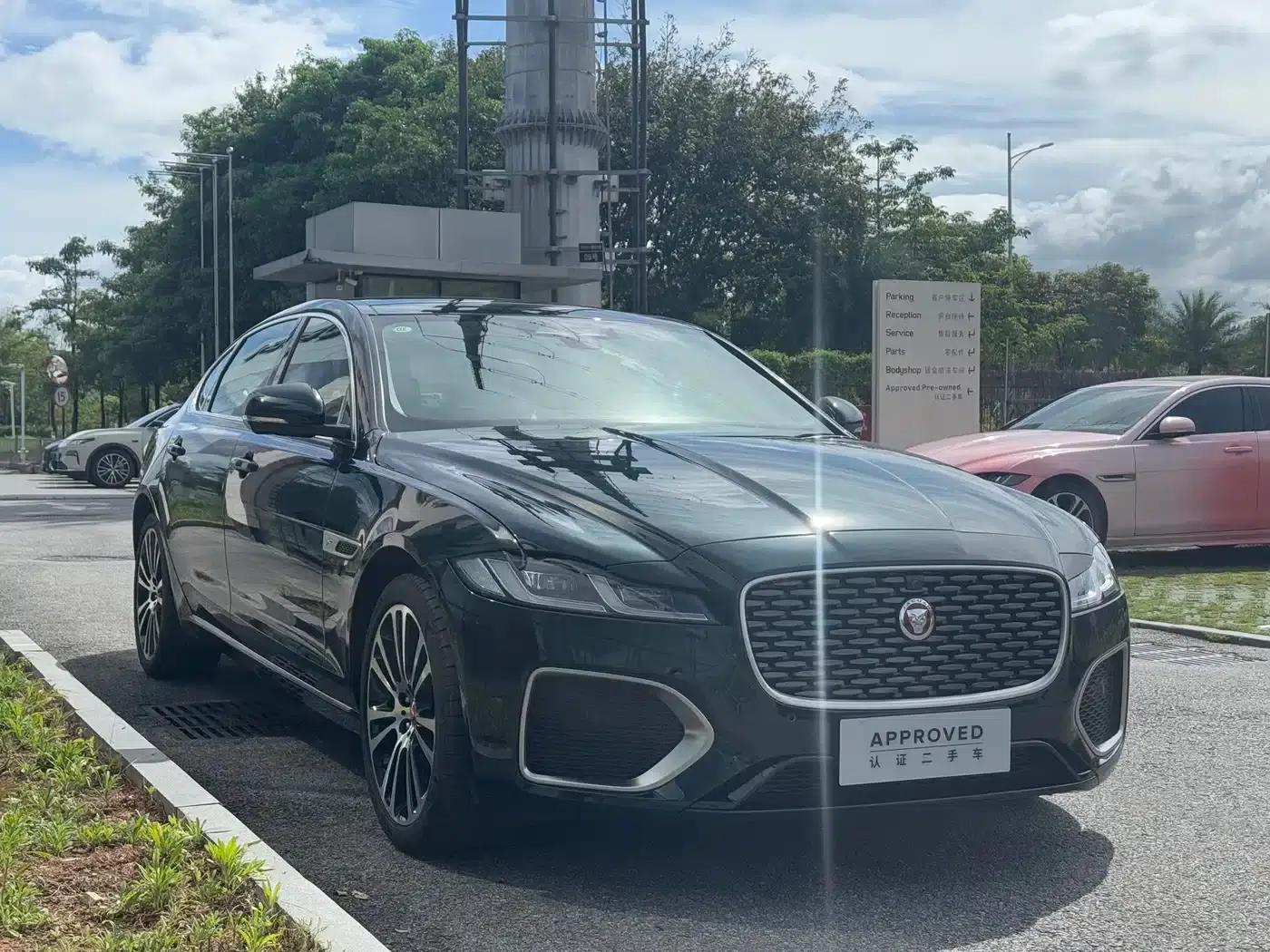 Jaguar XFL 2025 2.0T P250 2WD Luxury Edition — миниатюра 3