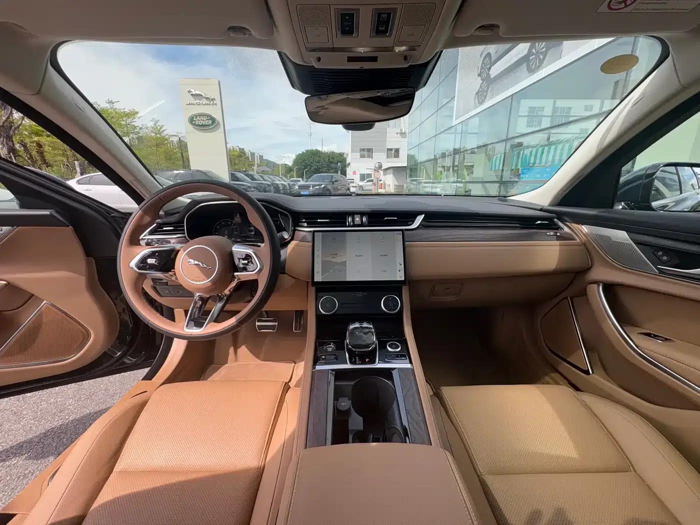 Jaguar XFL 2025 2.0T P250 2WD Luxury Edition — миниатюра 22