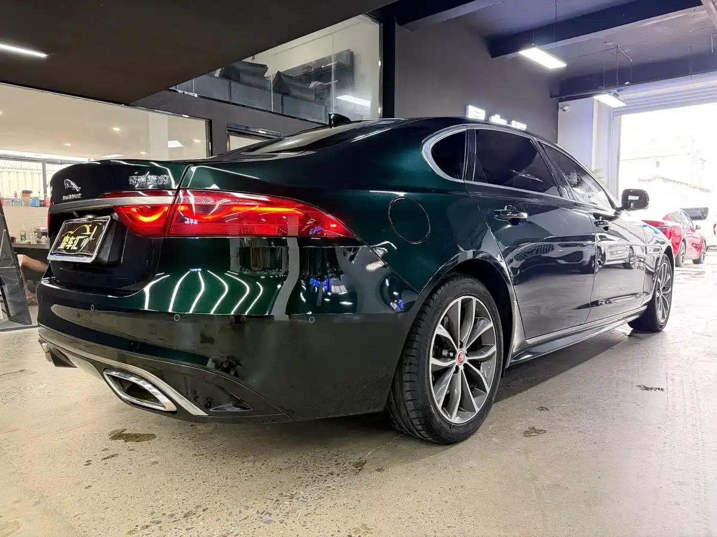 2022 Jaguar XFL 2.0T P250 2WD Elite Sport Edition — миниатюра 13