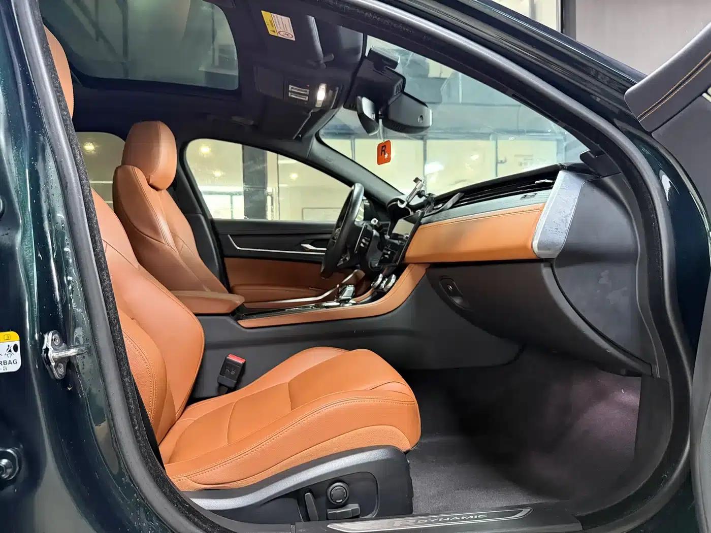 2022 Jaguar XFL 2.0T P250 2WD Elite Sport Edition — миниатюра 9