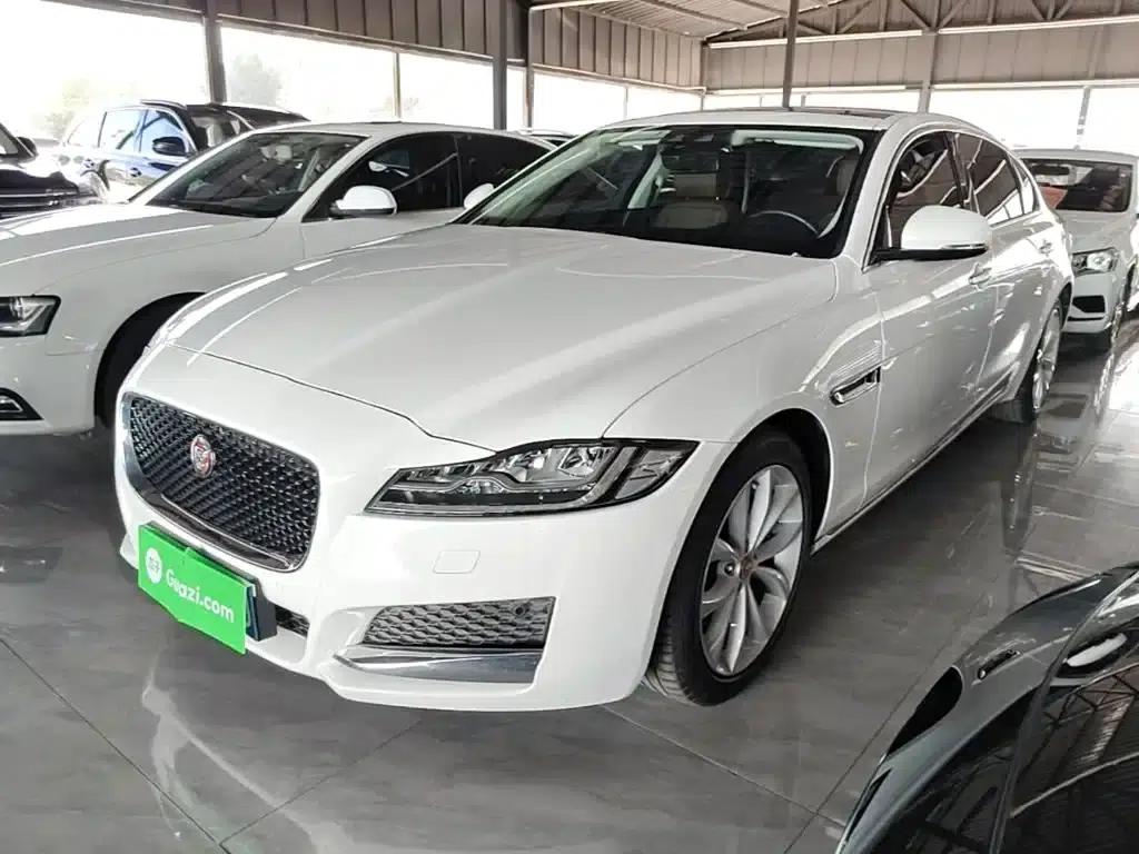 2020 Jaguar XFL 2.0T P250 2WD Luxury Edition — миниатюра 2
