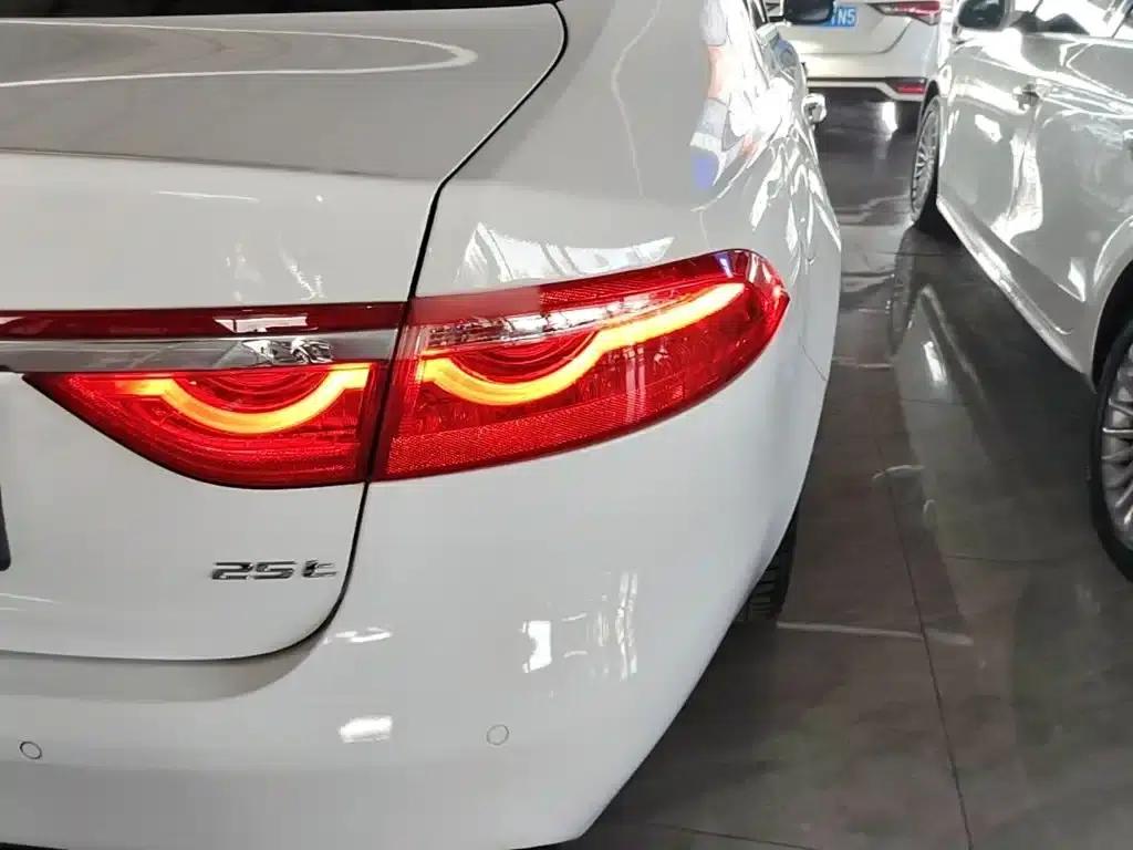 2020 Jaguar XFL 2.0T P250 2WD Luxury Edition — миниатюра 8