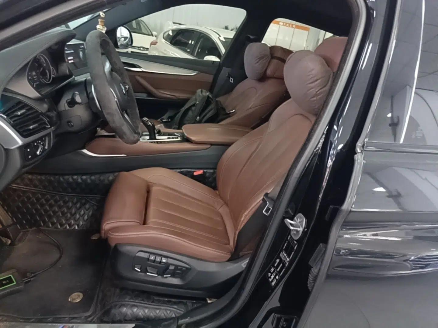 BMW X6 2019 xDrive35i M Sport Package — миниатюра 24