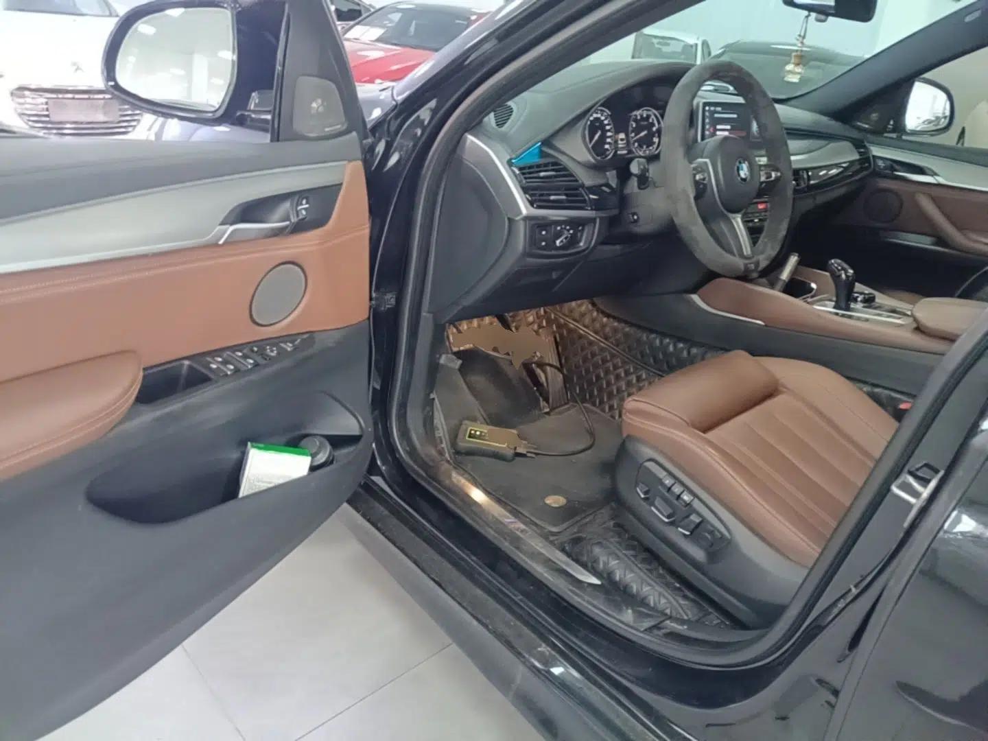 BMW X6 2019 xDrive35i M Sport Package — миниатюра 25