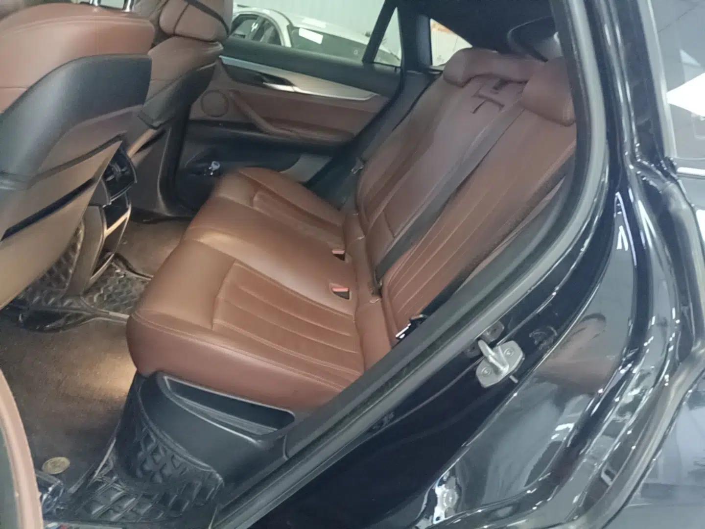 BMW X6 2019 xDrive35i M Sport Package — миниатюра 27