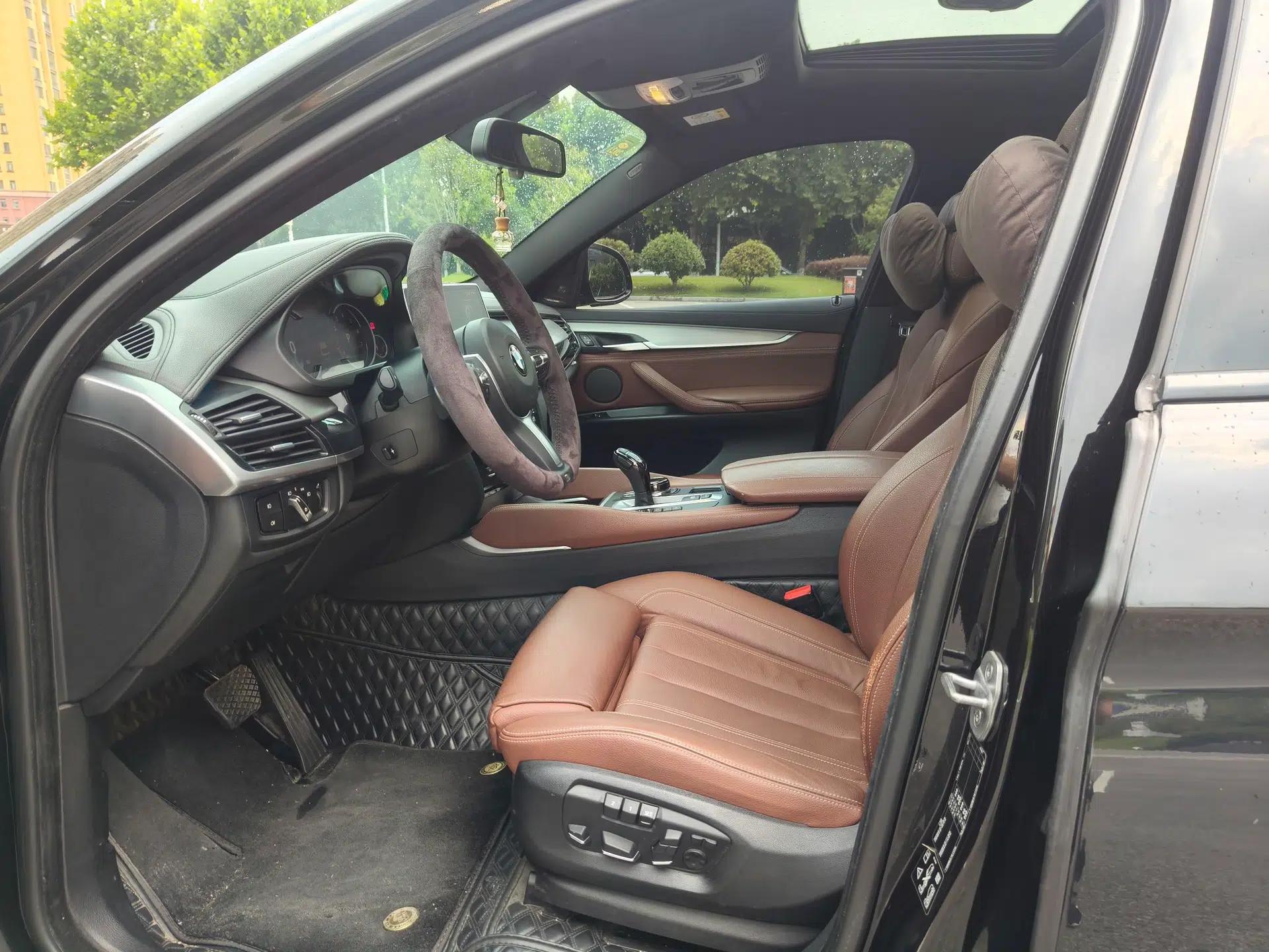 BMW X6 2019 xDrive35i M Sport Package — миниатюра 31
