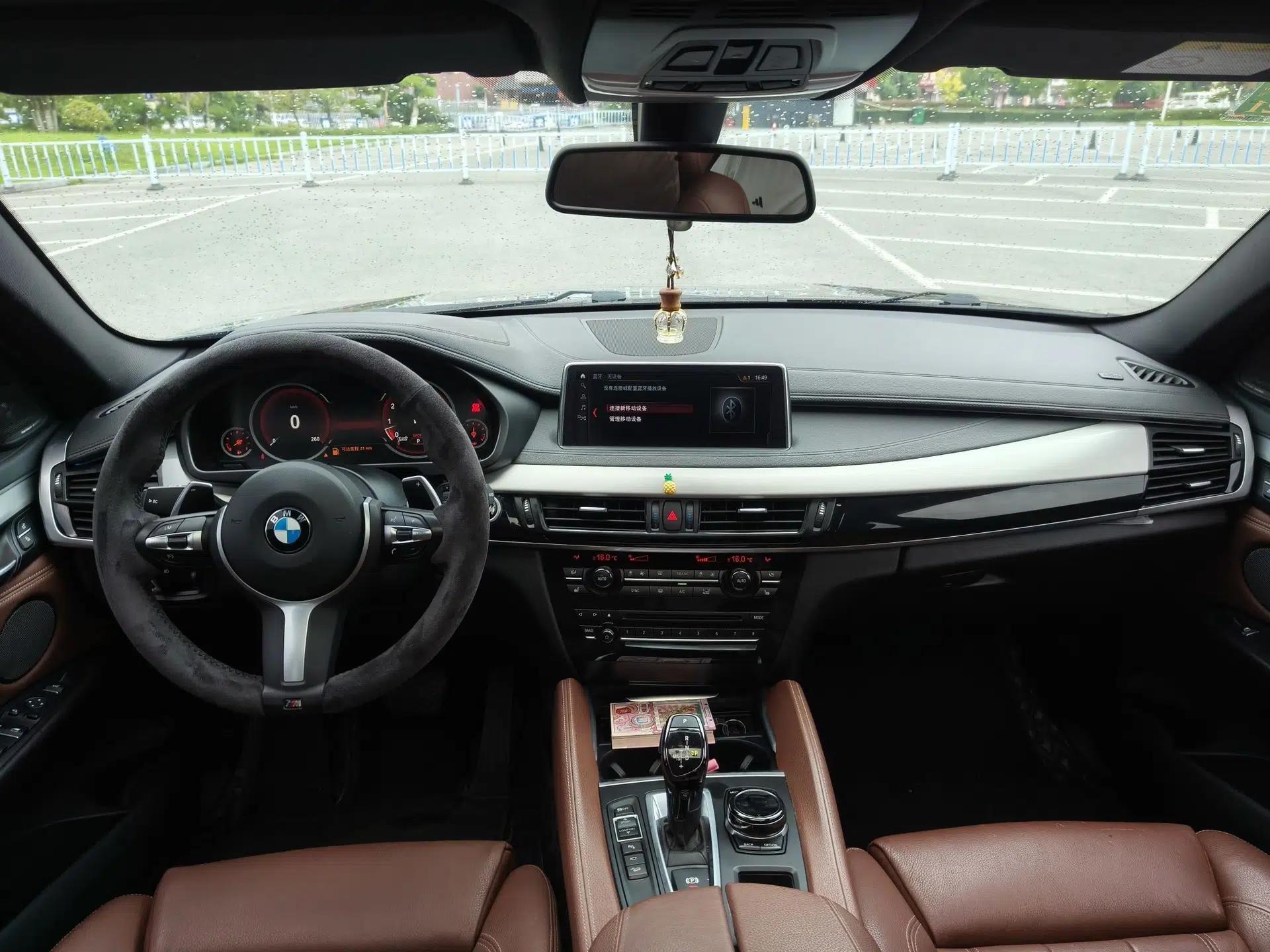 BMW X6 2019 xDrive35i M Sport Package — миниатюра 32