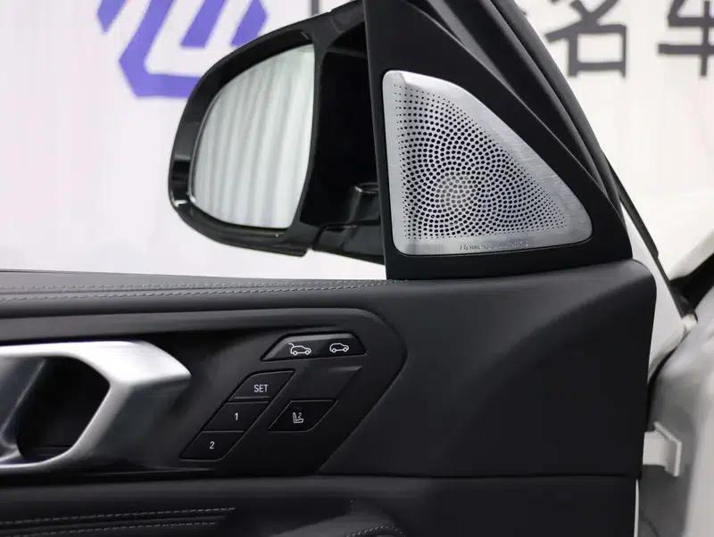 2021 BMW X6 M — миниатюра 11