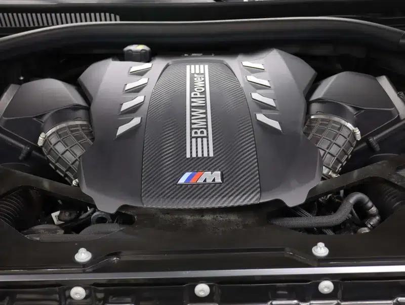 2021 BMW X6 M — миниатюра 22