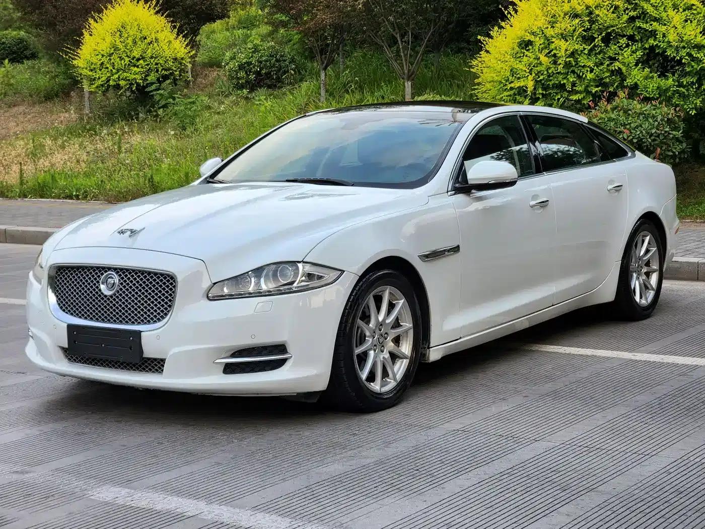 Jaguar XJ 2013 XJL 3.0 SC Panoramic Business Edition — миниатюра 2