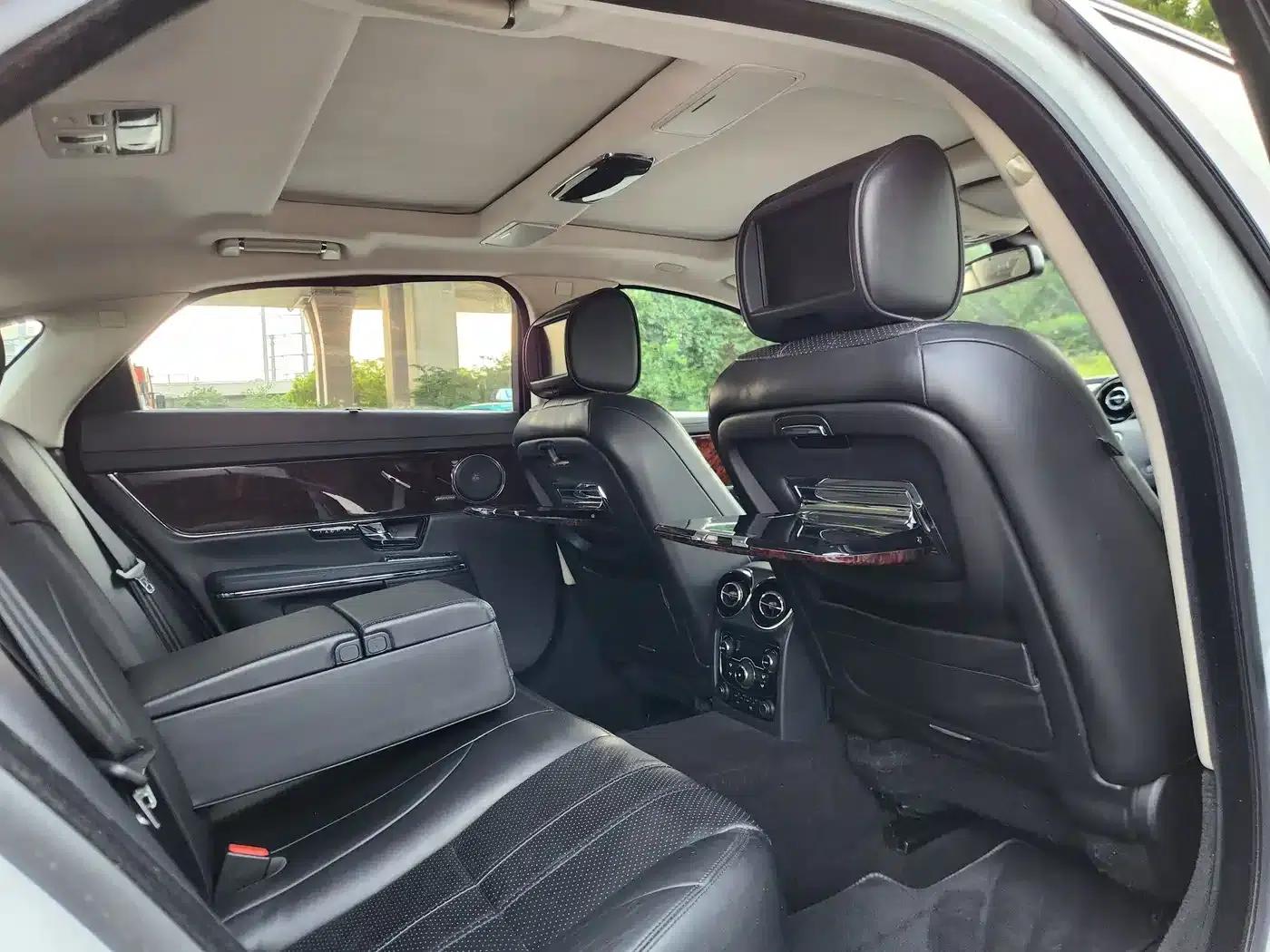 Jaguar XJ 2013 XJL 3.0 SC Panoramic Business Edition — миниатюра 14