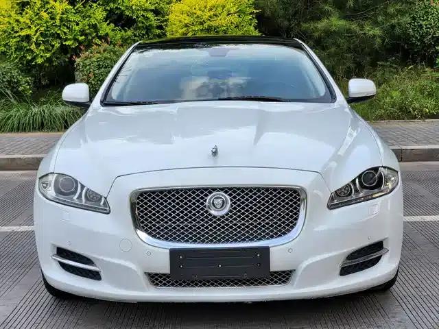 Jaguar XJ 2013 XJL 3.0 SC Panoramic Business Edition