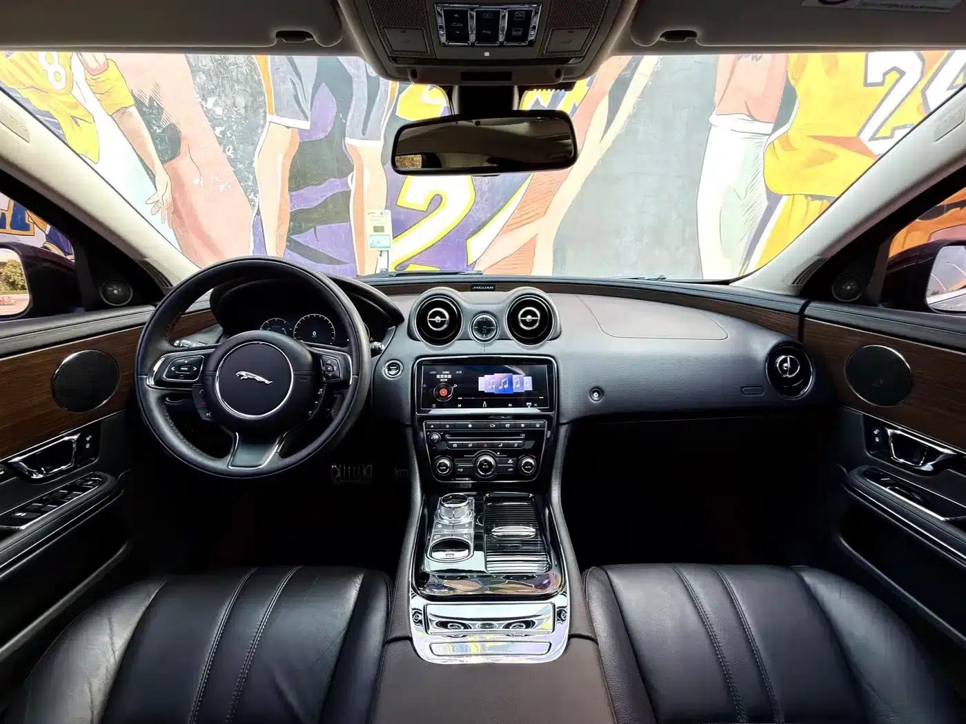 Jaguar XJ 2016 XJL 3.0 SC 2WD Elegant Business Edition — миниатюра 7