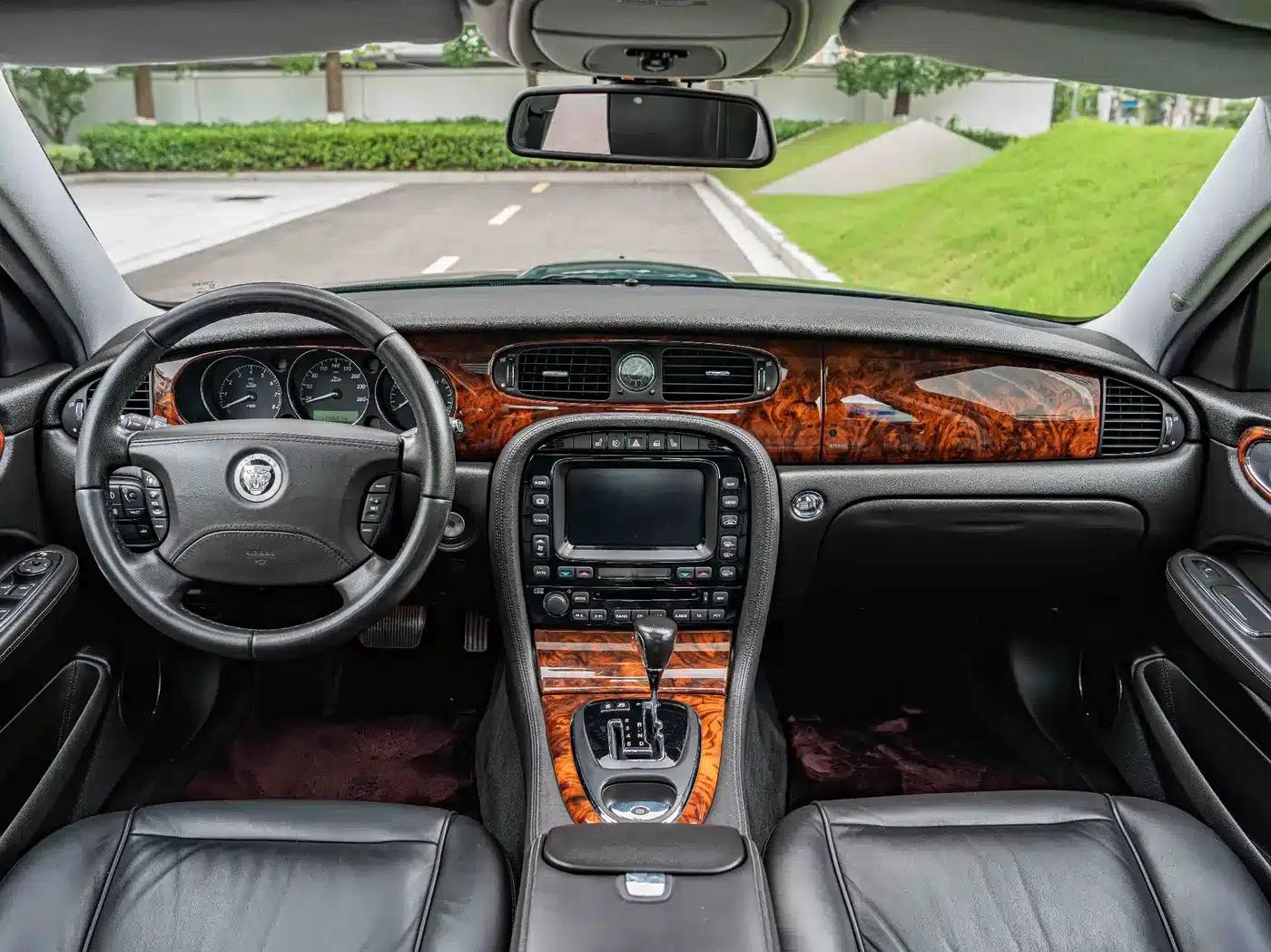 Jaguar XJ 2007 XJ6L 3.0 Royal Extended Edition — миниатюра 14