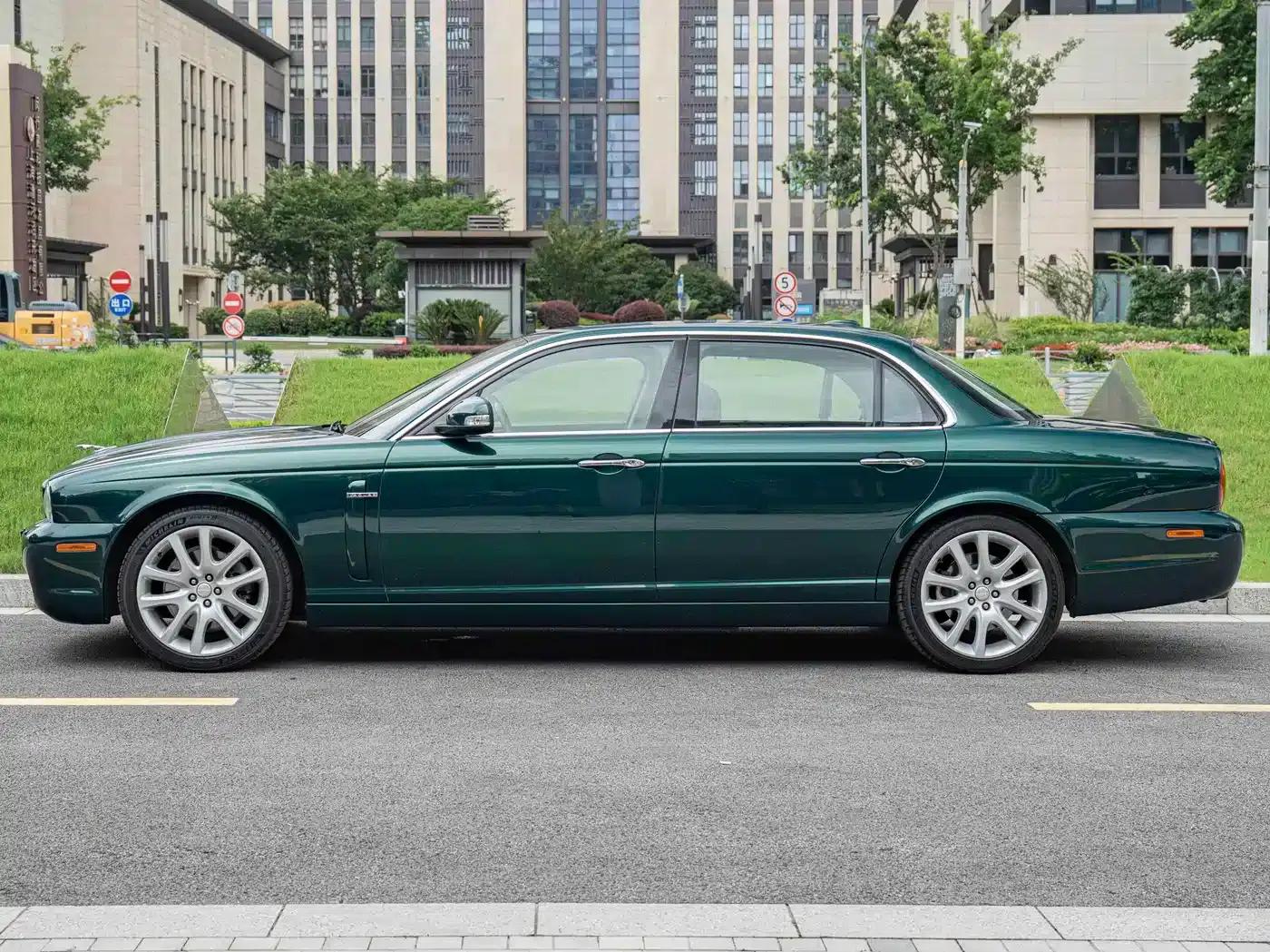 Jaguar XJ 2007 XJ6L 3.0 Royal Extended Edition — миниатюра 4