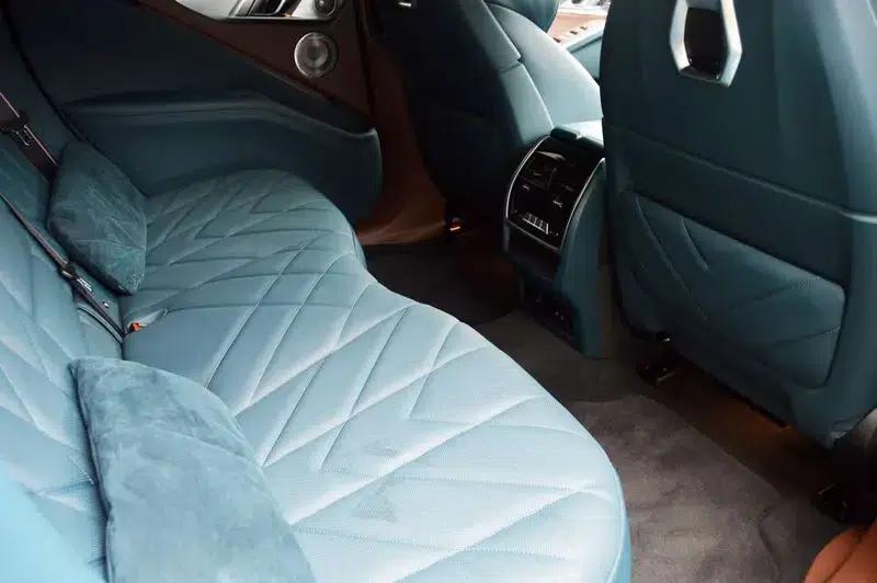 BMW XM 2023 4.4T Standard Edition — миниатюра 10