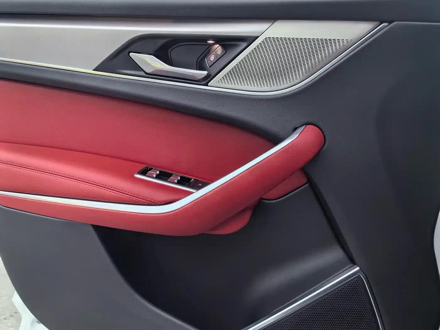 2021 Jaguar F-PACE 250PS R-Dynamic S — миниатюра 27