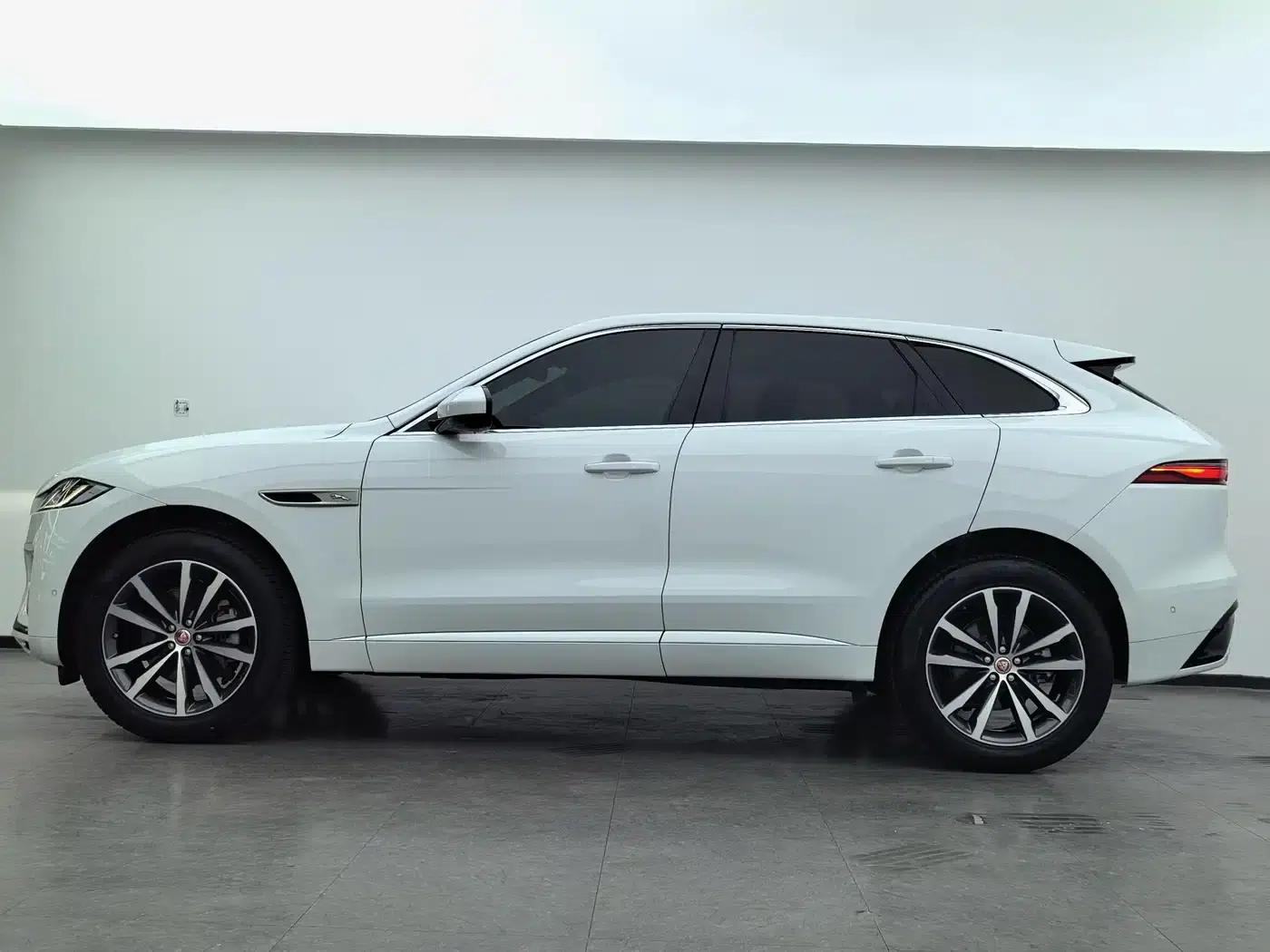 2021 Jaguar F-PACE 250PS R-Dynamic S — миниатюра 7