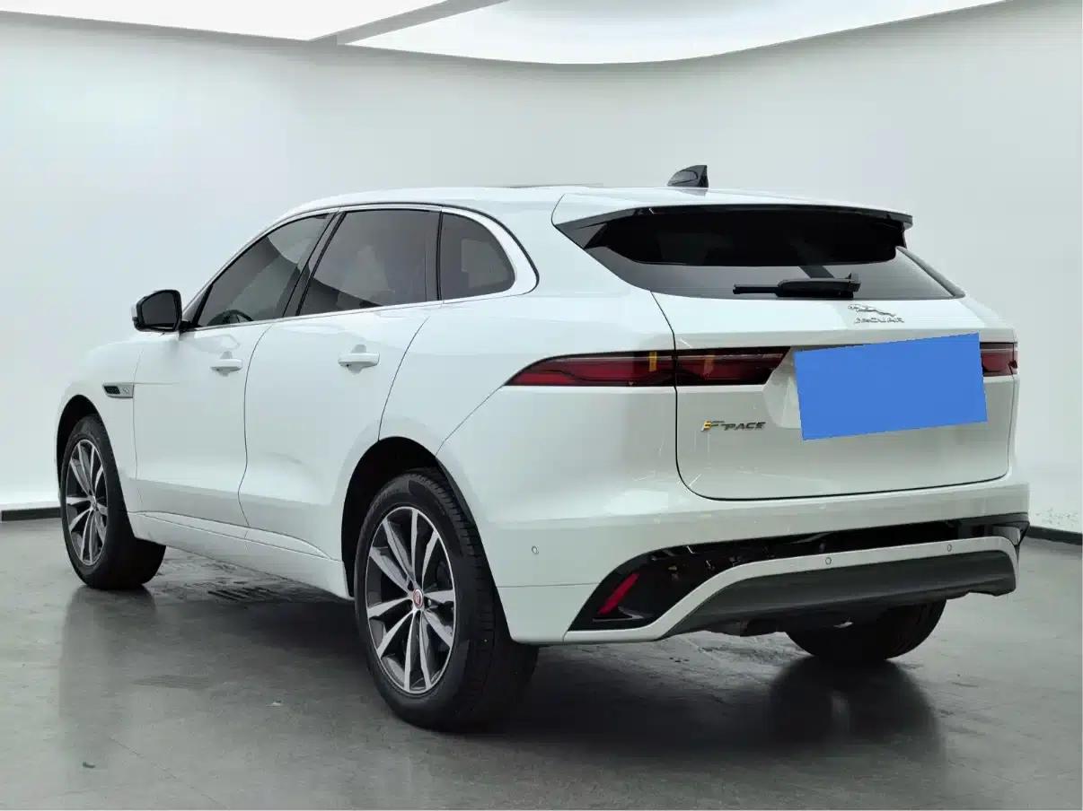 2021 Jaguar F-PACE 250PS R-Dynamic S — миниатюра 9