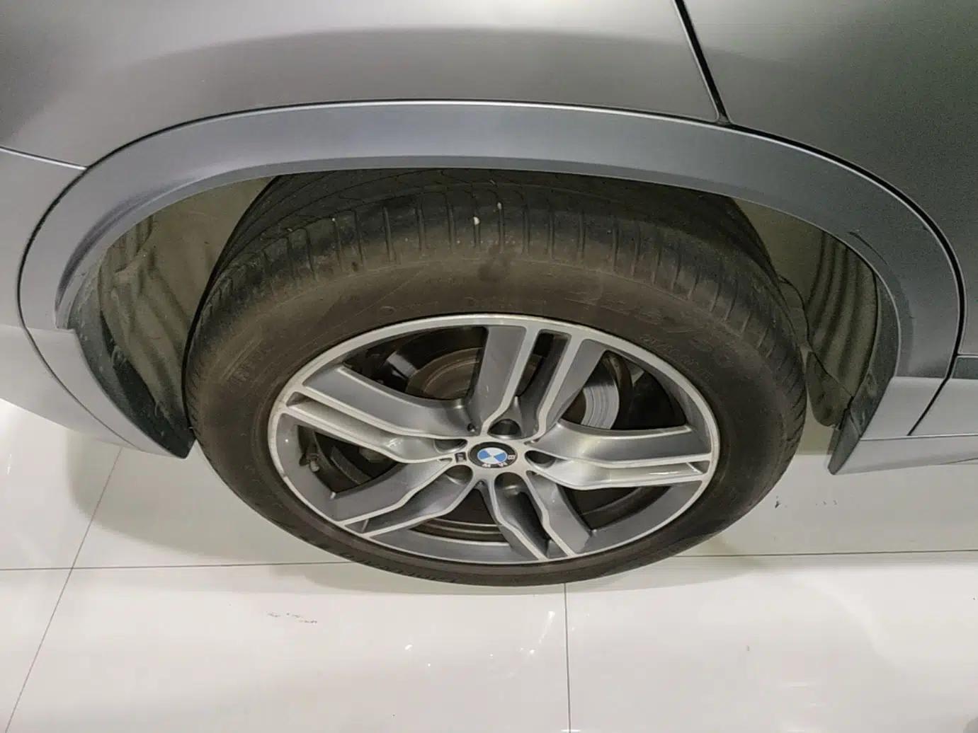 BMW X2 2020 sDrive25i Leading Model M Sport Package — миниатюра 11