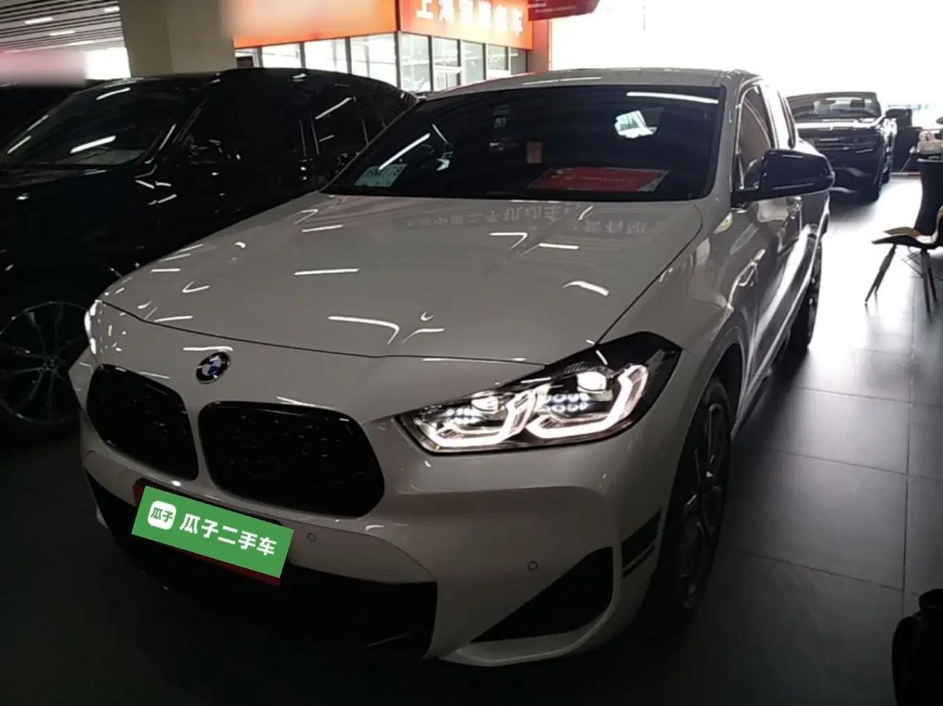 BMW X2 2022 xDrive25i Midnight Edition — миниатюра 1