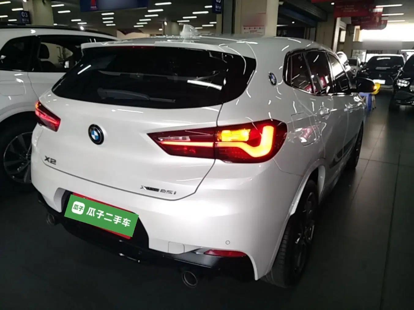 BMW X2 2022 xDrive25i Midnight Edition — миниатюра 6