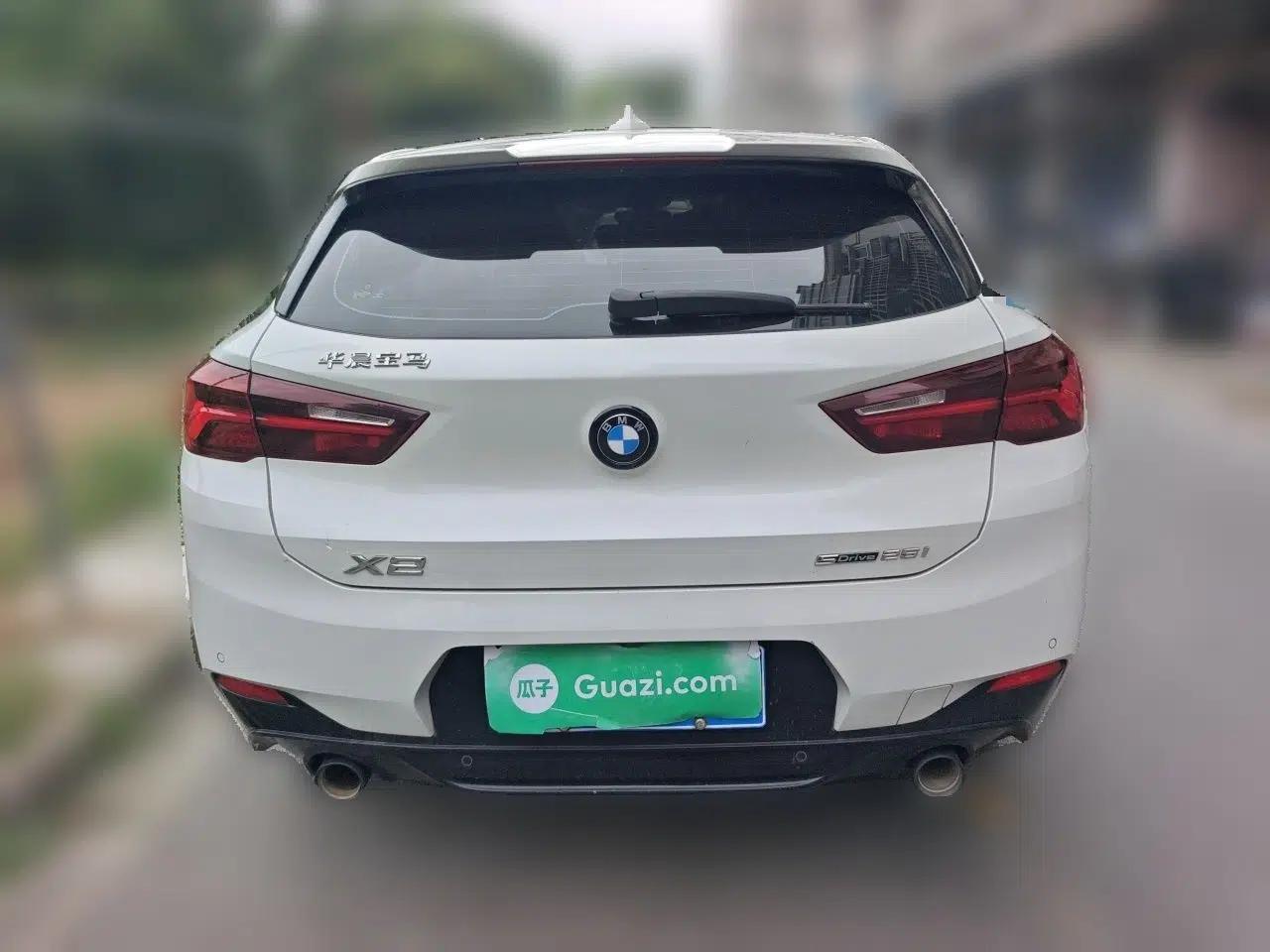 BMW X2 2022 sDrive25i Midnight Edition — миниатюра 5