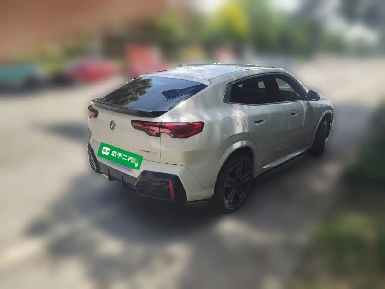 BMW X2 2024 sDrive25i M Sport Package — миниатюра 4