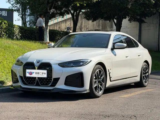 BMW i4 2023 eDrive35