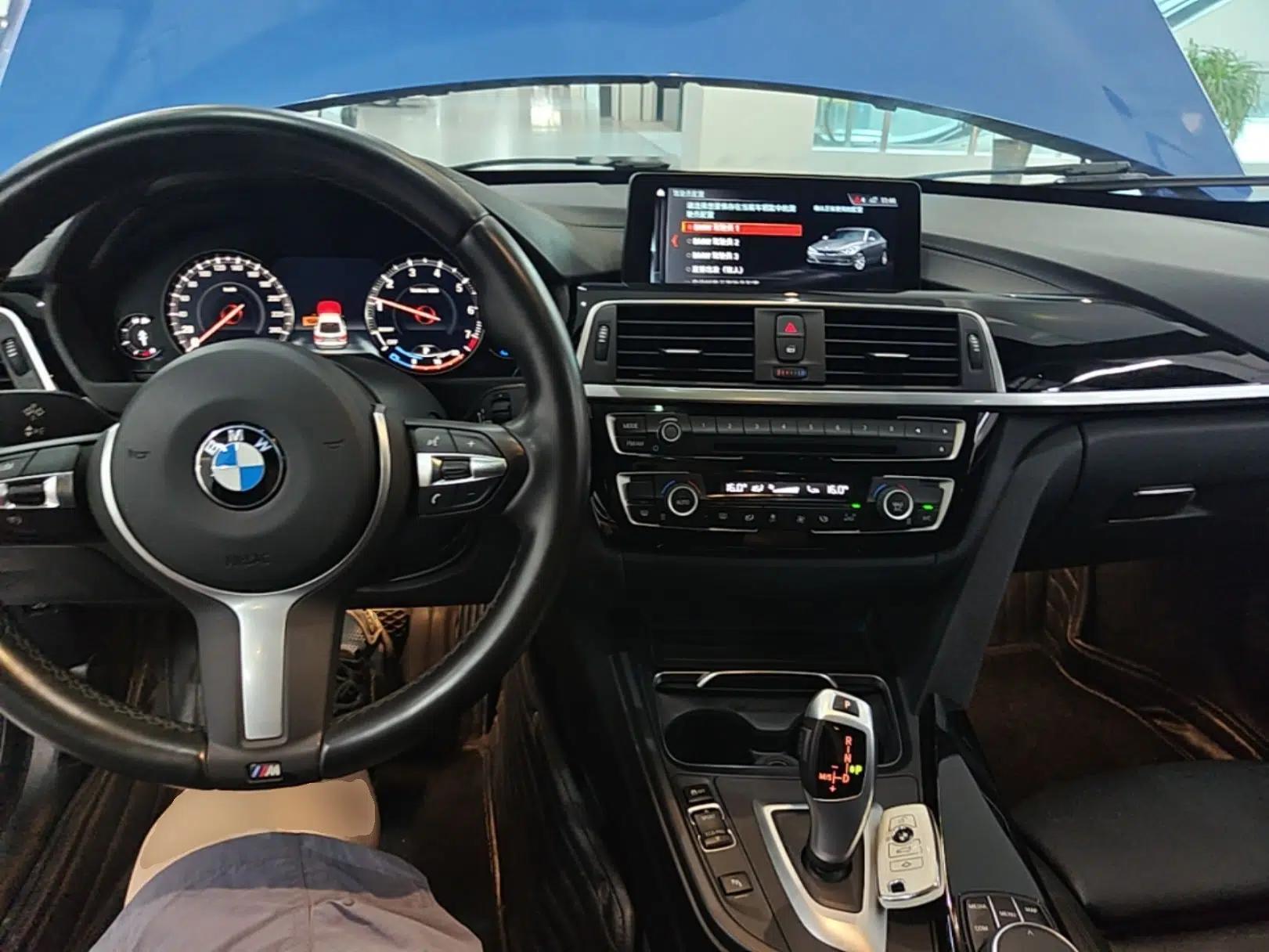 BMW 3 Series GT 2020 320i M Sport Package — миниатюра 12