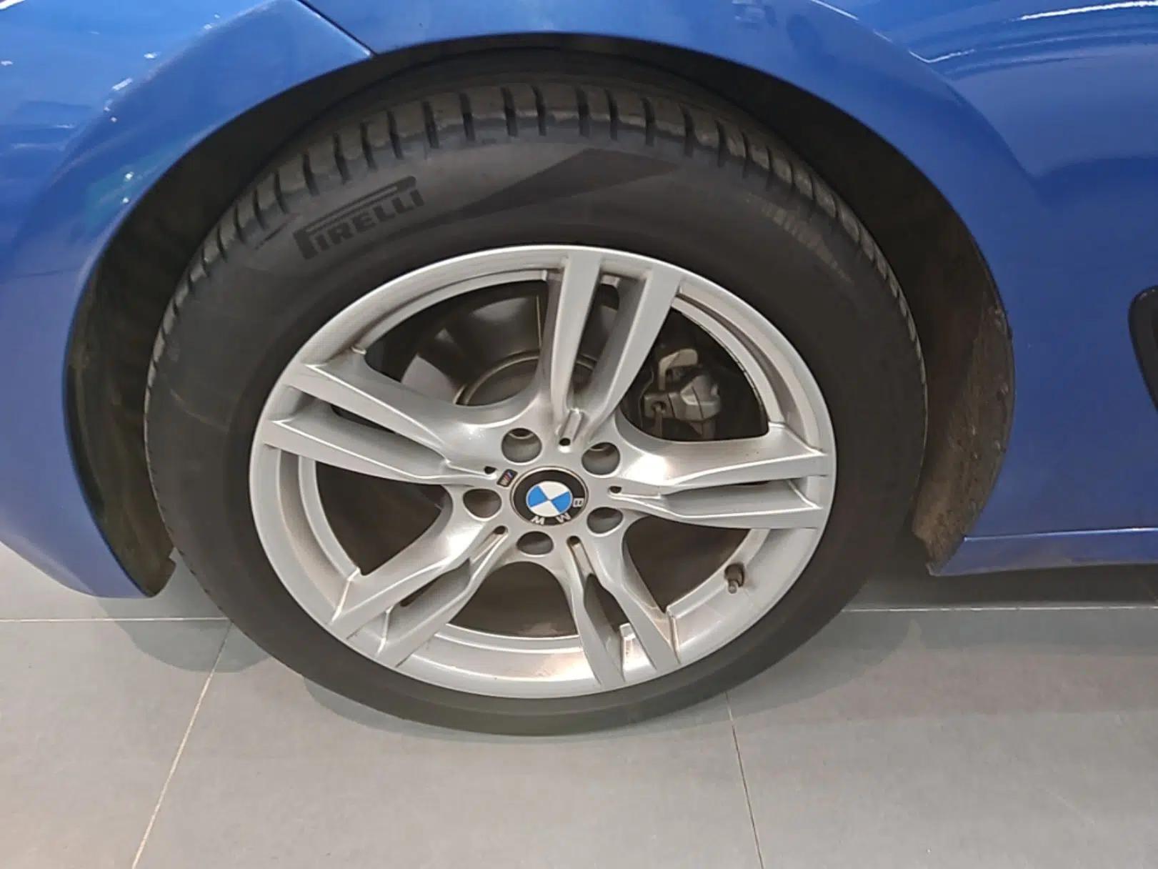 BMW 3 Series GT 2020 320i M Sport Package — миниатюра 10