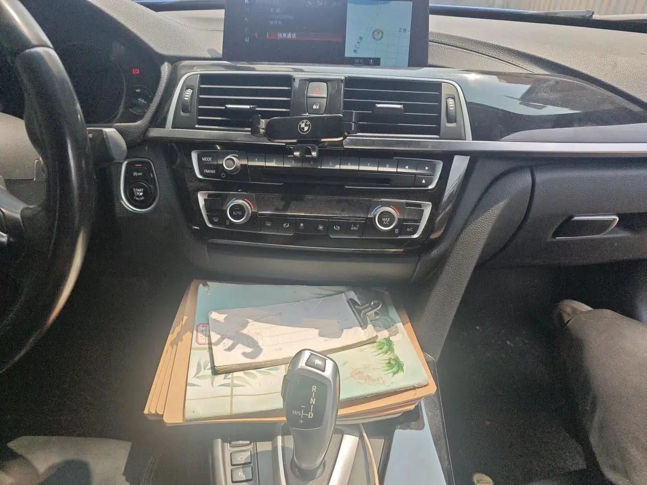 BMW 3 Series GT 2019 320i M Sport Package — миниатюра 13