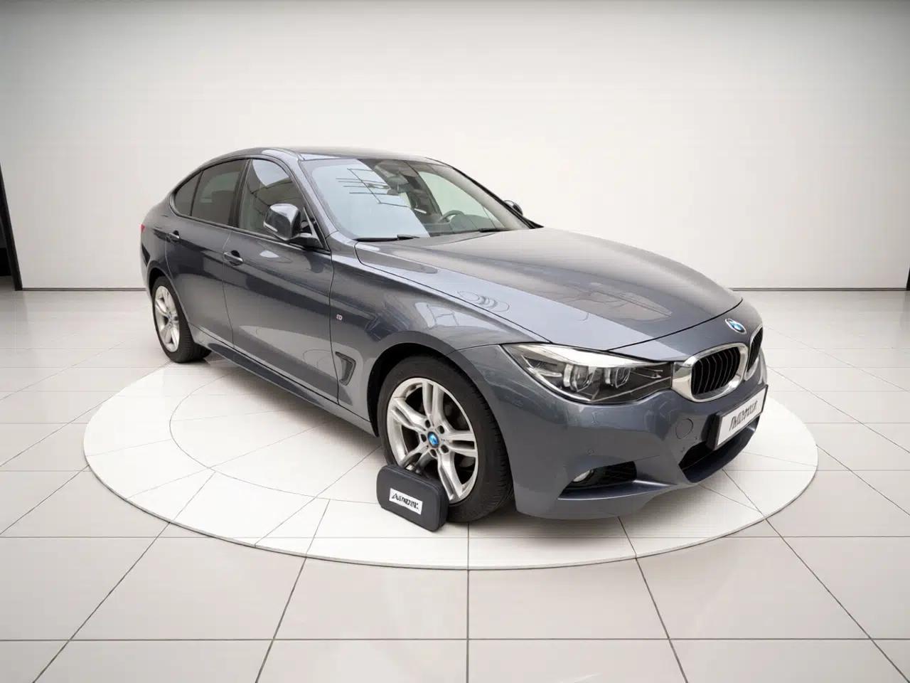 BMW 3 Series GT 2019 320i M Sport Package — миниатюра 3