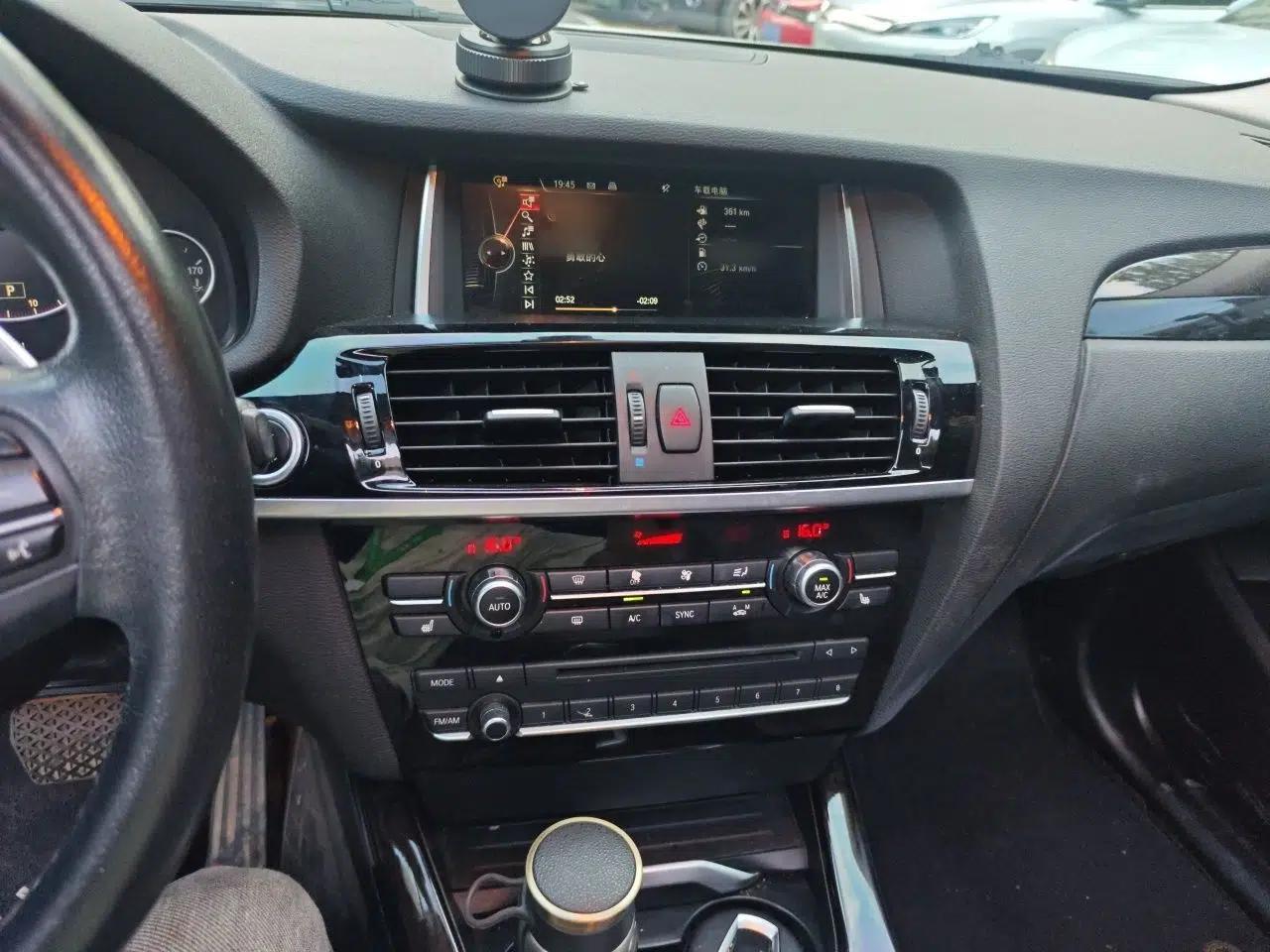 BMW X4 2014 xDrive20i X Design Package — миниатюра 13